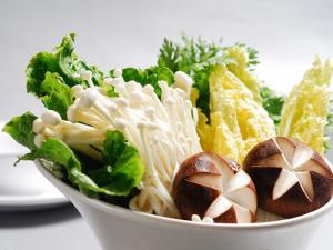 常見蔬菜中竟含有尼古?。磕男┦卟撕心峁哦? /></a> </div>
                  <div   id=