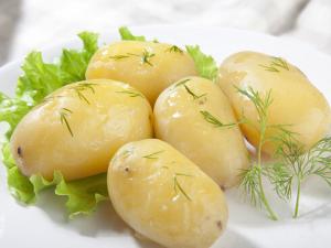 土豆怎么吃最營(yíng)養(yǎng)？蒸著吃最理想