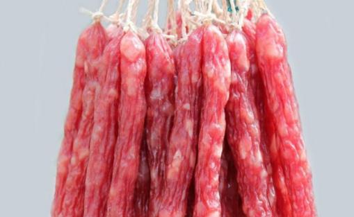 怎么判斷臘腸蒸熟了沒有 吃了半生不熟的臘腸會怎樣