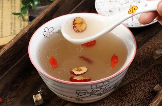 葛根粉一天吃多少克 葛根粉對(duì)皮膚有什么好處