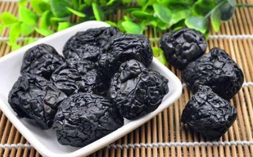 對肝有好處的是烏梅還是西梅 烏梅西梅孕婦可以吃嗎