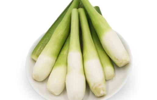 茭白上面有黑點能吃嗎 芥蘭炒之前要焯水嗎