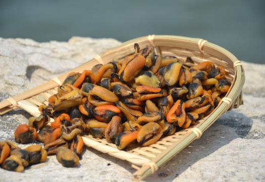 淡菜干中間一坨黑色的能吃嗎?淡菜干怎么一泡就碎了