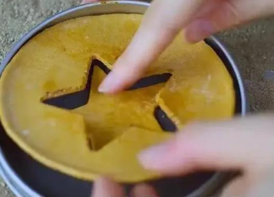 魷魚游戲糖餅可以不放小蘇打嗎?魷魚游戲糖餅可以用冰糖做嗎