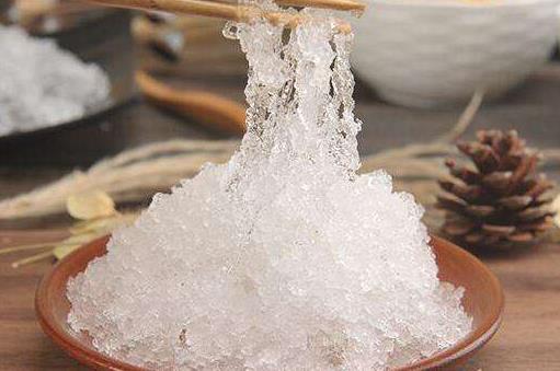 雪燕用開(kāi)水燉還是冷水燉 雪燕怎么看是不是燉好了