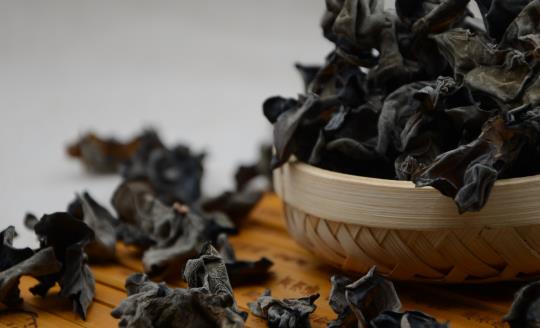 蕁麻疹可以吃木耳嗎?什么木耳會(huì)有毒?