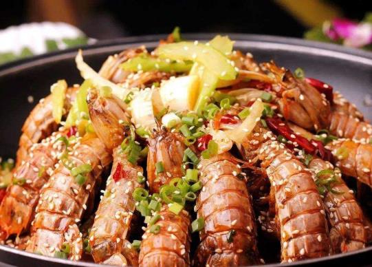吃皮皮蝦怎么剝皮不扎手?皮皮蝦調(diào)料怎么做好吃