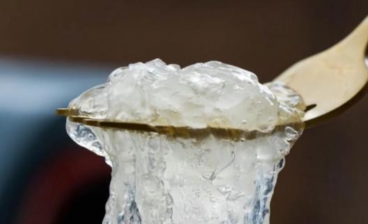 燕窩有霉味正常嗎 燕窩有腥味的好還是無味的好
