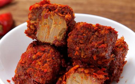 霉豆腐發(fā)紅色的霉可以吃嗎 霉豆腐可以放多久