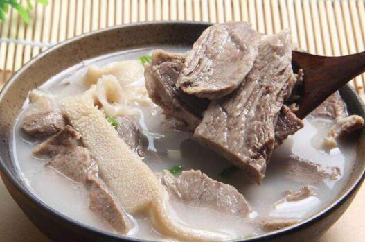 羊肉湯可以每天喝嗎?喝羊肉湯有什么好處?