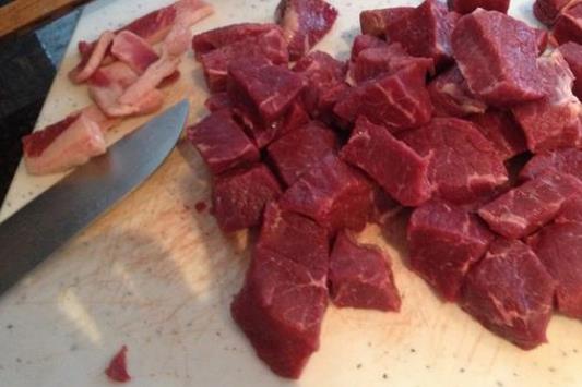 為什么吃牛肉牙齒就疼?吃了牛肉牙齒痛怎么辦?