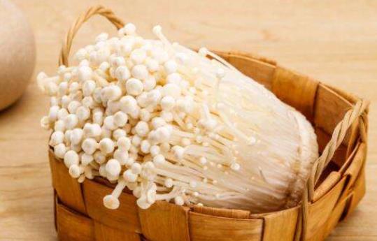 寶寶可以吃金針菇嗎?寶寶吃金針菇有哪些好處?