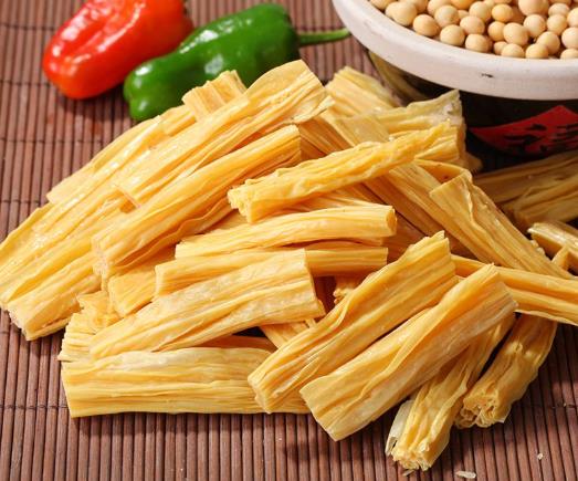 豆皮和腐竹的價(jià)格為什么相差很大?泡發(fā)腐竹的水發(fā)黃正常嗎