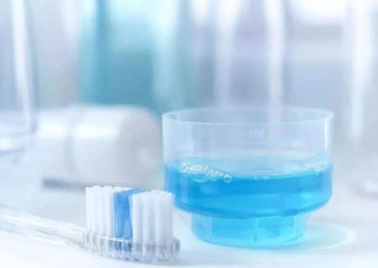 漱口水可以治療牙齦炎嗎?漱口水是刷完牙用嗎?