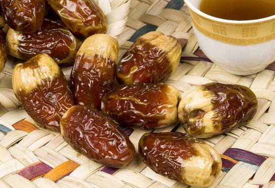 世界上生產(chǎn)椰棗最多的是哪個(gè)國(guó)家?伊拉克棗椰樹(shù)簡(jiǎn)介