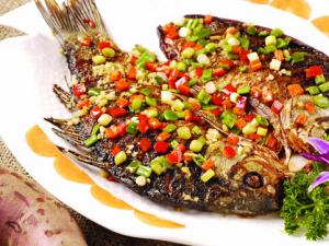 哺乳期可以吃鯽魚嗎？鯽魚的做法