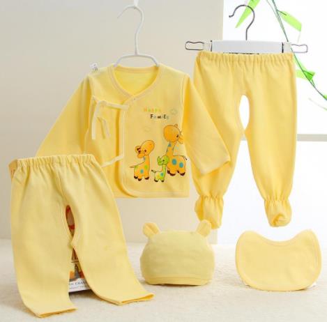 寶寶衣服上有霉點(diǎn)怎么洗掉?寶寶衣服發(fā)霉了還能穿嗎