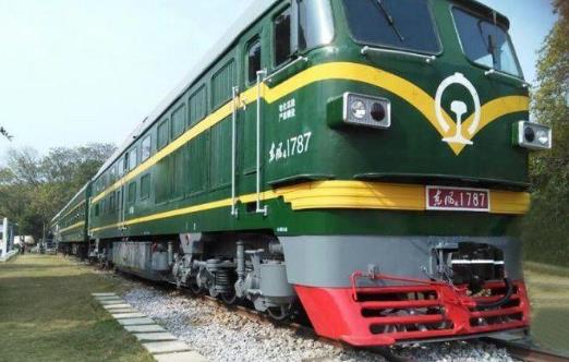 家屬可以送老年旅客進(jìn)站乘火車嗎?乘火車可以帶多少香煙?