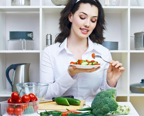 女人月經(jīng)期吃什么好?經(jīng)期不能吃的食物?經(jīng)期飲食注意事項(xiàng)
