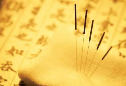 針灸豐胸扎什么穴位?針灸真的能豐胸嗎?