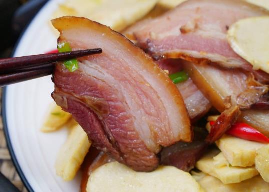 臘肉要曬多長(zhǎng)時(shí)間?曬臘肉什么時(shí)候曬最好