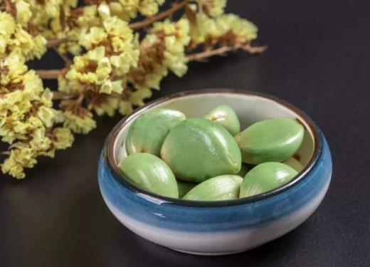 臘八蒜用白皮蒜行嗎?臘八蒜用紫皮蒜還是白皮蒜