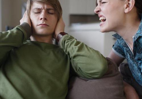 揭露男人婚后最怕老婆提的10個(gè)話題