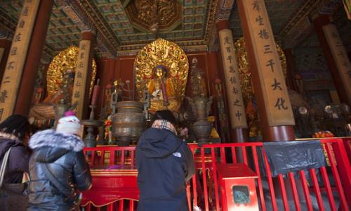 去寺廟什么時(shí)間合適 去寺廟燒香拜佛的最佳時(shí)間