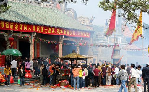 去寺廟什么時(shí)間合適 去寺廟燒香拜佛的最佳時(shí)間
