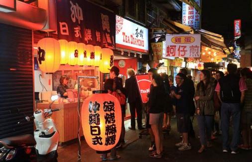 八、臺灣士林夜市.jpg