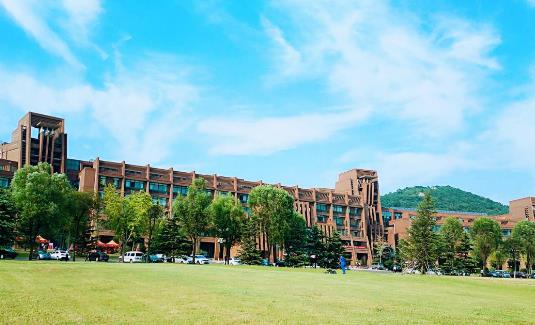 4、青島理工大學(xué).jpg