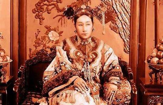 第三名:慈禧太后.jpg