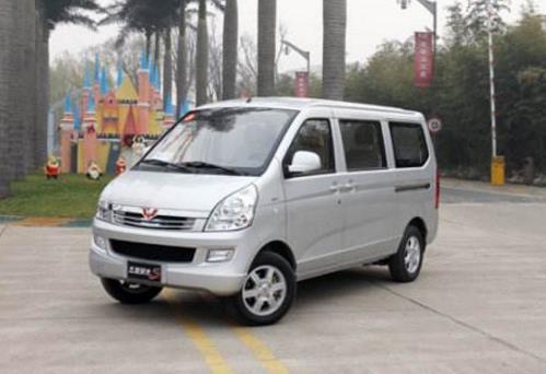 十大面包車銷量排行榜,五菱榮光V價(jià)格低銷量最高