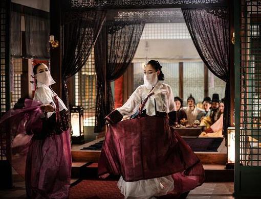 韓國(guó)十大尺度古裝電影排名,《霜花店》《奸臣》都很經(jīng)典