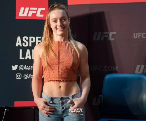 2020年UFC女子輕量級(jí)排行榜,阿曼達(dá)·紐恩斯、杰曼·蘭達(dá)米很出色