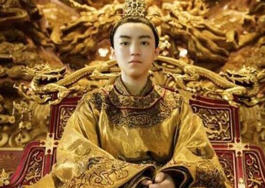 中國(guó)在位時(shí)間最久的皇帝,愛新覺羅·玄燁、愛新覺羅·弘歷在位時(shí)間都很長(zhǎng)