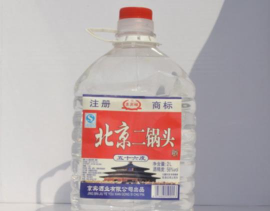北京十大名酒排行榜,紅星二鍋頭醇厚辛辣、牛欄山二鍋頭全國(guó)聞名