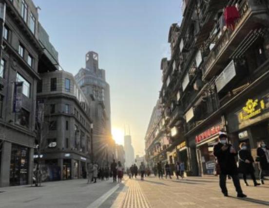 中國十大商業(yè)步行街排行榜,上海南京路、沈陽中街融匯了眾多精華