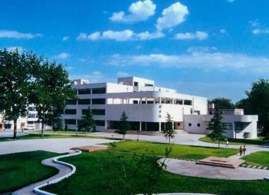 河南十大最美大學(xué)排行榜,河南大學(xué)實力強大、鄭州大學(xué)建筑美觀