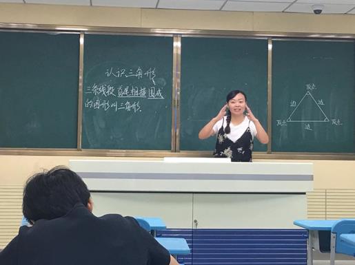 馬爾康十大教育培訓(xùn)機構(gòu)排名,大唐教育培訓(xùn)學(xué)校的趣味英語課堂很有趣