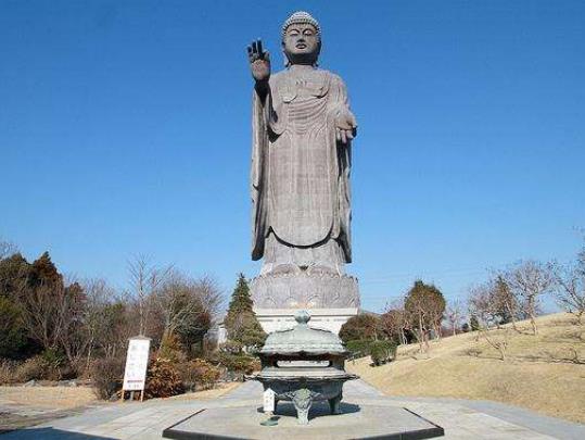 世界十大最高雕塑排名,中原大佛是世界最高、緬甸大佛風景優(yōu)美