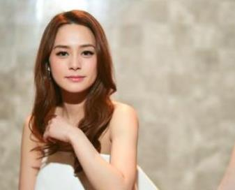 中國十大90后美女排行榜 迪麗熱巴中國內(nèi)地女演員畢業(yè)于上海戲劇學(xué)院