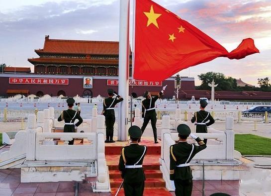 去北京升國(guó)旗在哪個(gè)地方看合適?的北京看升國(guó)旗打車打到哪里