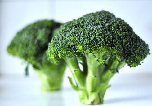 西蘭花的營養(yǎng)價值-西蘭花怎么做最能抗癌?