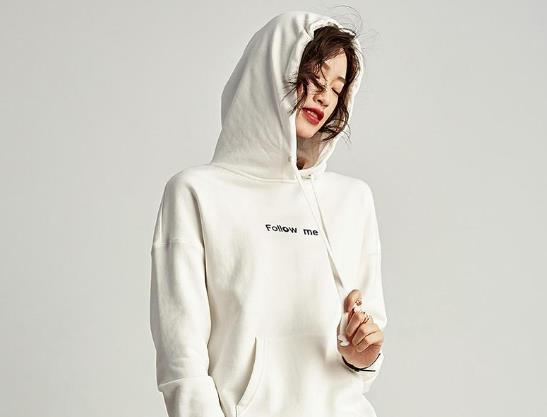 衛(wèi)衣含棉多少才不會起球?怎么讓衛(wèi)衣不勒脖子?