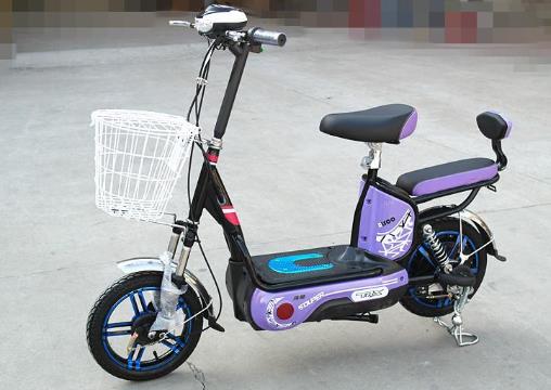 電動自行車樓道充電違法嗎?電動車樓道充電可以投訴嗎