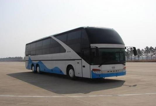車掉水里怎么逃生?大巴車掉進河里怎么辦?