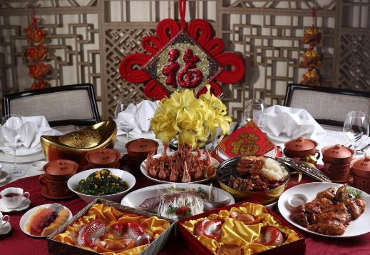 過(guò)年在別人家吃年夜飯好不好?2022年年夜飯什么時(shí)候吃