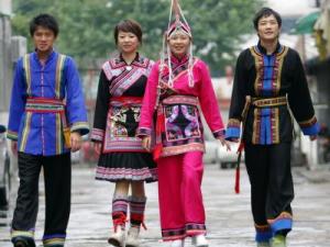 畬族有什么風(fēng)俗習(xí)慣？少數(shù)民族畬族的來歷習(xí)俗