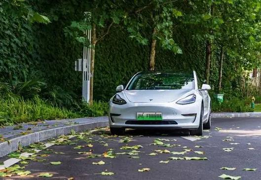 特斯拉20萬左右的車是哪款?2022年特斯拉model3保險(xiǎn)一年多少錢